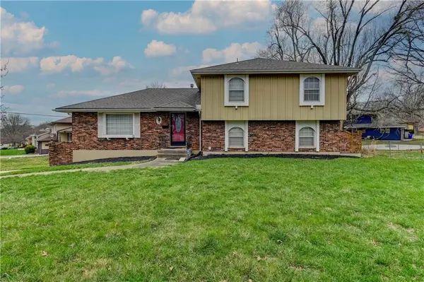 12718 Oakland Avenue, Grandview, MO 64030
