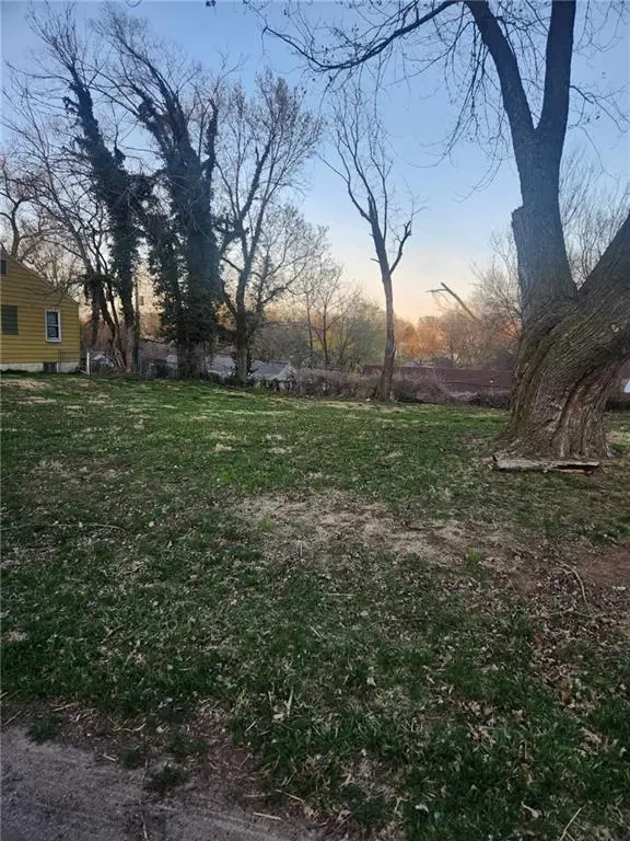 2705 S Brookside Avenue, Independence, MO 64052 - Image #2