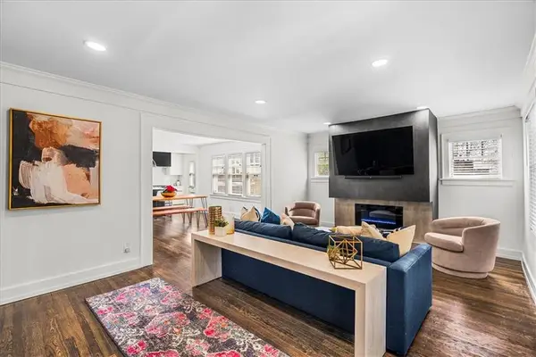 5933 Rockhill Road, Kansas City, MO 64110