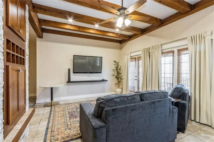 1111 W 46th Street #4, Kansas City, MO 64112 - Image #3