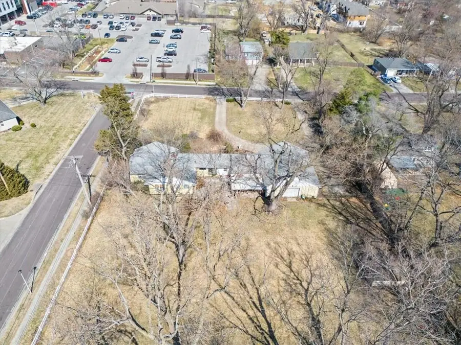 6909 W 82nd Street, Overland Park, KS 66204 - Image #3