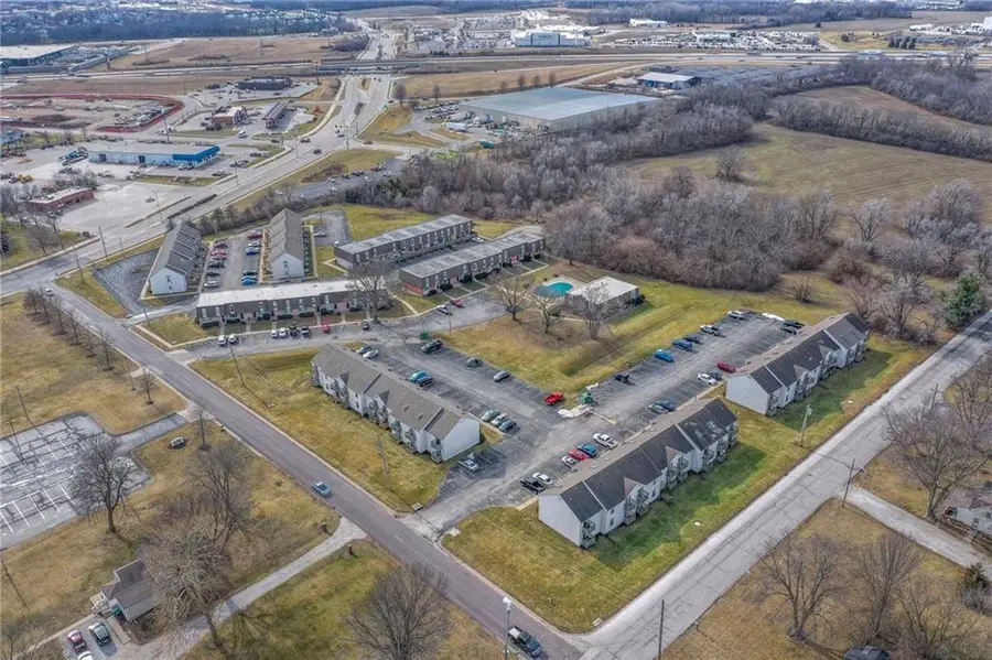 6822 Chapel Drive, Belton, MO 64012 - Image #3