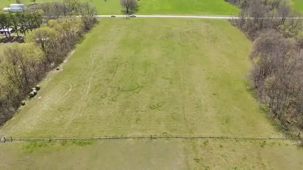 East State Route Ee N/a, Harrisonville, MO 64701