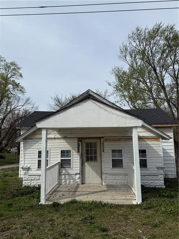 209 E Main Street, Kingston, MO 64650 - Image #1