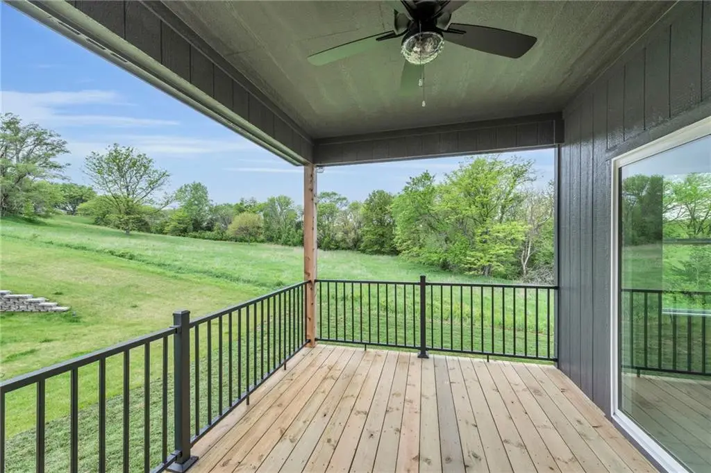 502 Seventh Street, Smithville, MO 64089 - Image #1