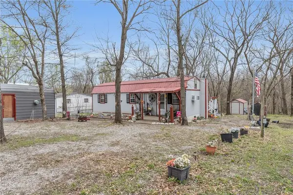 34 Hackberry Drive, Mound City, KS 66056