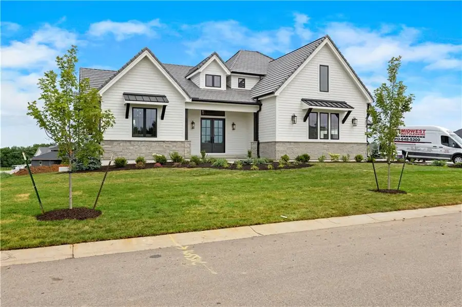 17216 Goddard Street, Overland Park, KS 66221 - Image #2