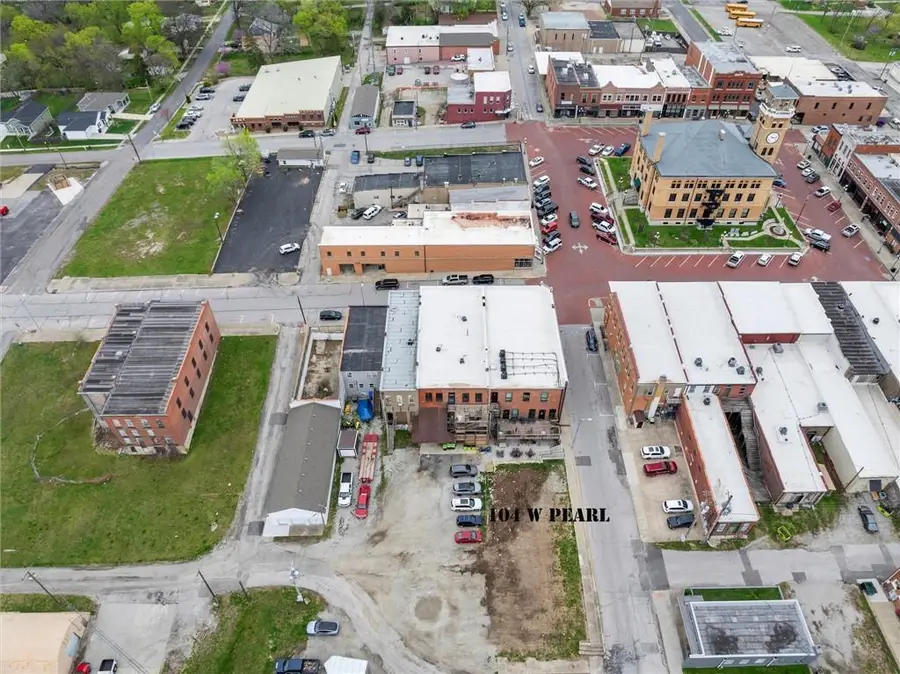104 W Pearl Street, Harrisonville, MO 64701 - Image #3
