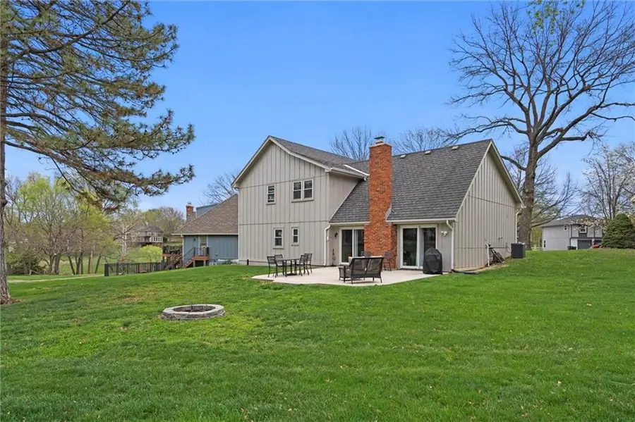 202 NW Redwood Court, Lees Summit, MO 64064 - Image #3