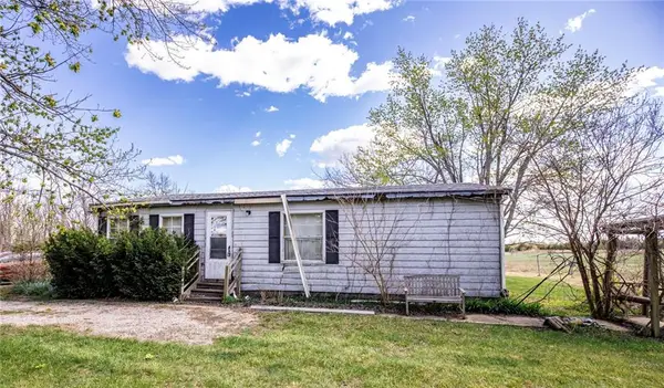 26045 W 343rd Street, Paola, KS 66071