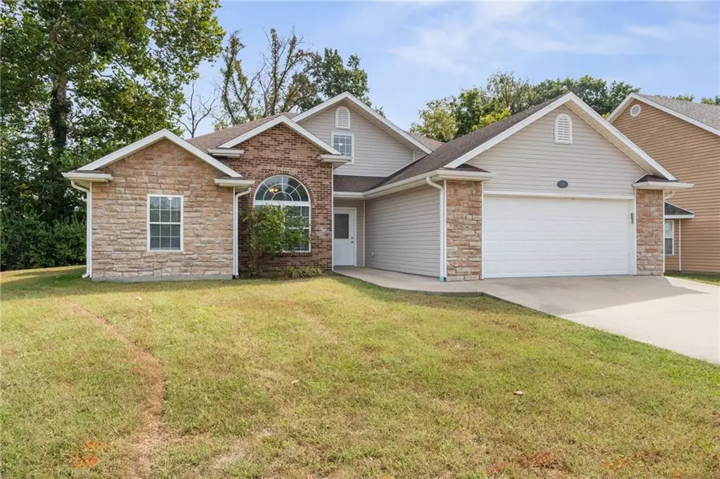 300 Searsport Drive, Columbia, MO 65201 - Image #1