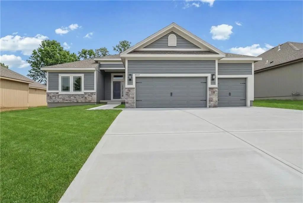 9337 N Belton Avenue, Kansas City, MO 64154 - Image #1