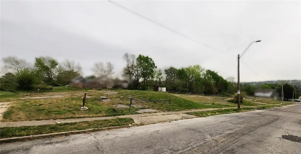 4314 Chestnut Avenue, Kansas City, MO 64130 - Image #1