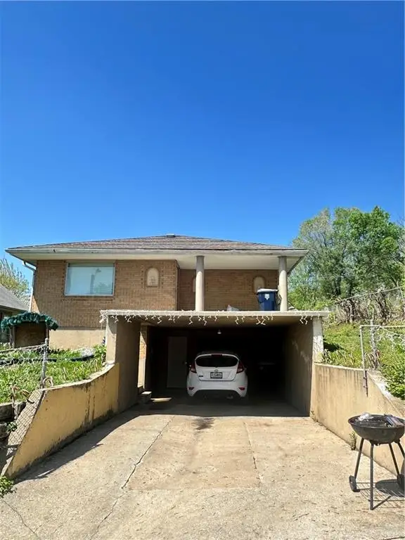 426 N Wheeling Avenue, Kansas City, MO 64123 - Image #1