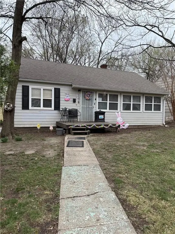 1329 E 66th Terrace, Kansas City, MO 64131 - Image #2