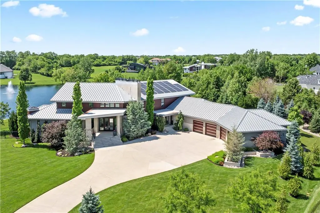 10712 W 165th Street, Overland Park, KS 66221 - Image #1