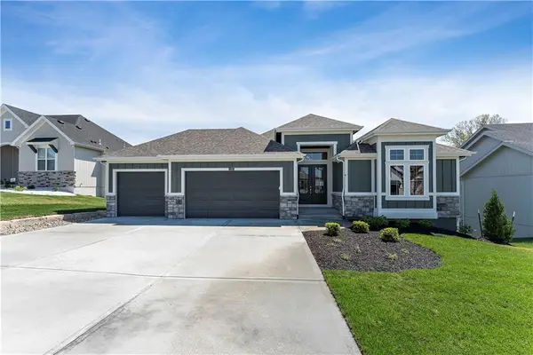 1305 NW 106th Terrace, Kansas City, MO 64155