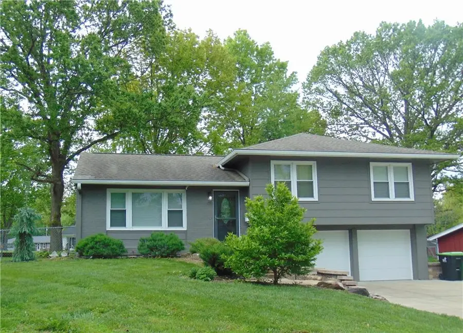 1803 Bird Terrace, Harrisonville, MO 64701 - Image #2