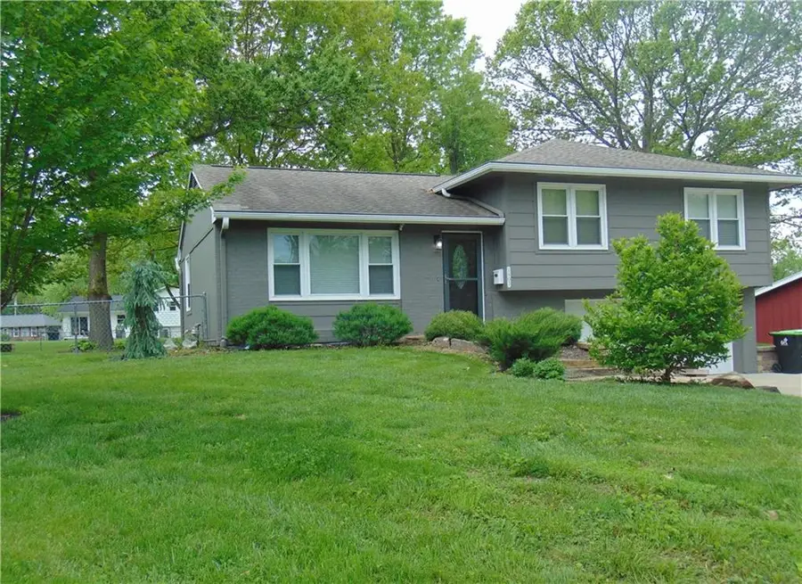 1803 Bird Terrace, Harrisonville, MO 64701 - Image #3