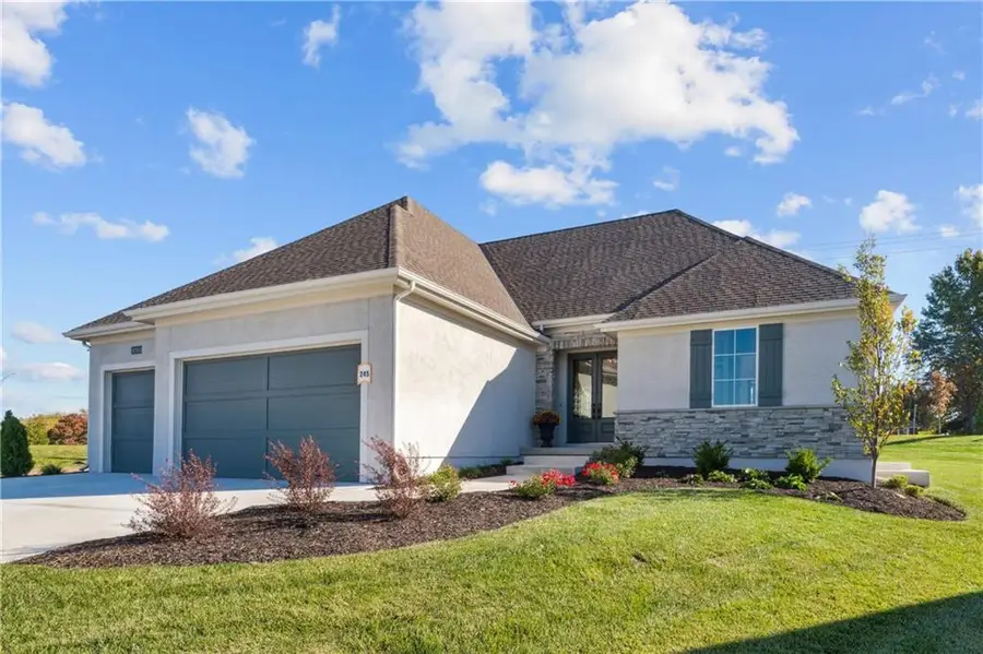 10303 W 151 Terrace, Overland Park, KS 66221 - Image #2