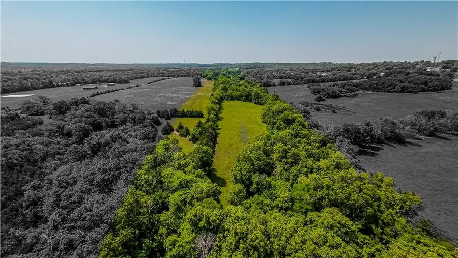 704 SE 30 Street, Oak Grove, MO 64075 - Image #3