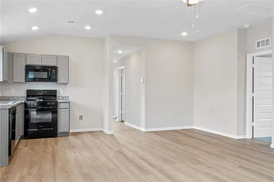 20821 Rushmore Street, Edgerton, KS 66021 - Image #3