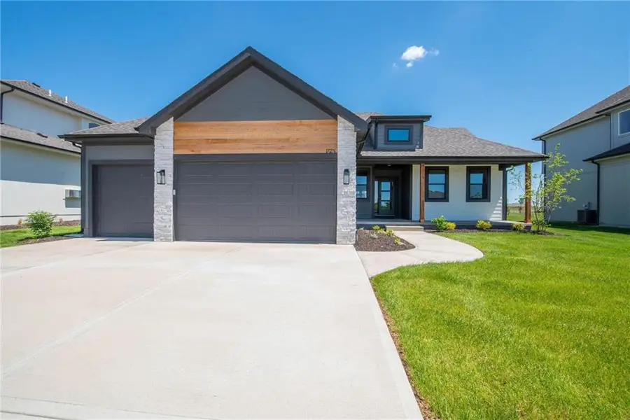 15473 W 171st Place, Olathe, KS 66062 - Image #2