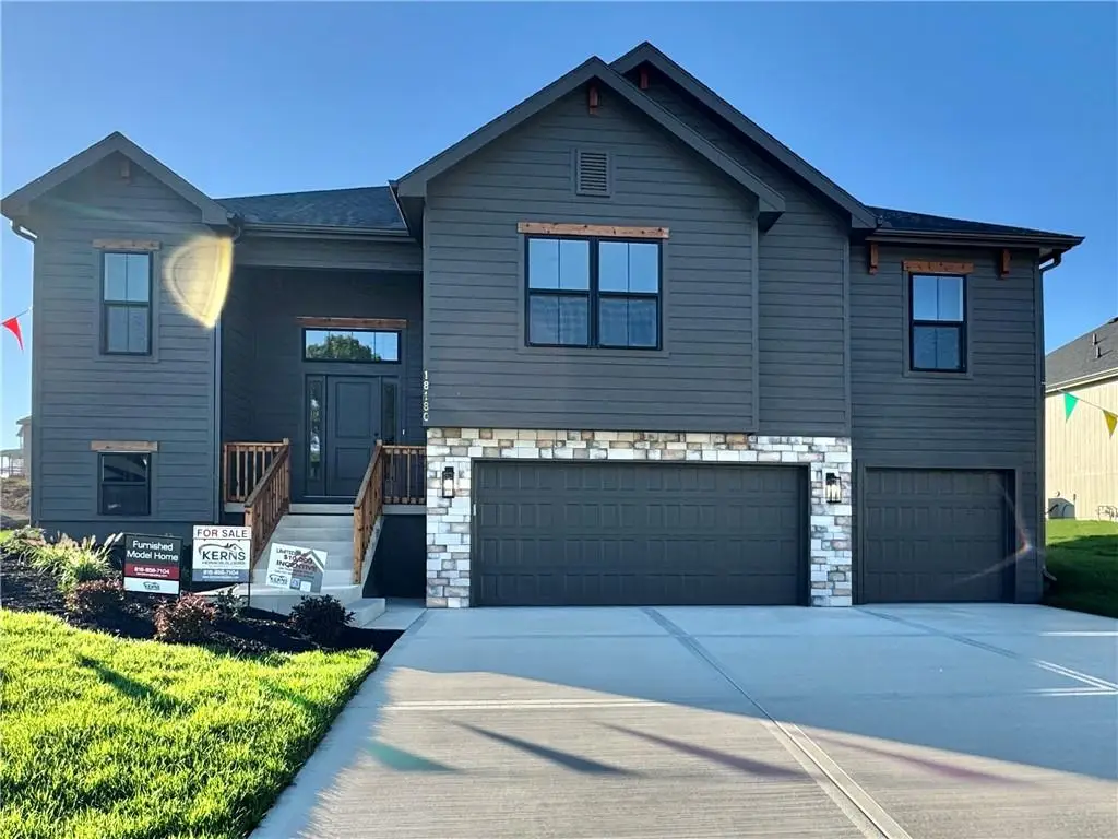 18180 NW 127th Street, Platte City, MO 64079 - Image #1