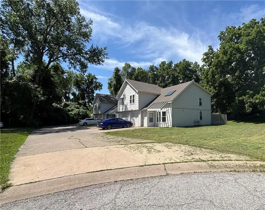 9940 Locust Street, Kansas City, MO 64131 - #2