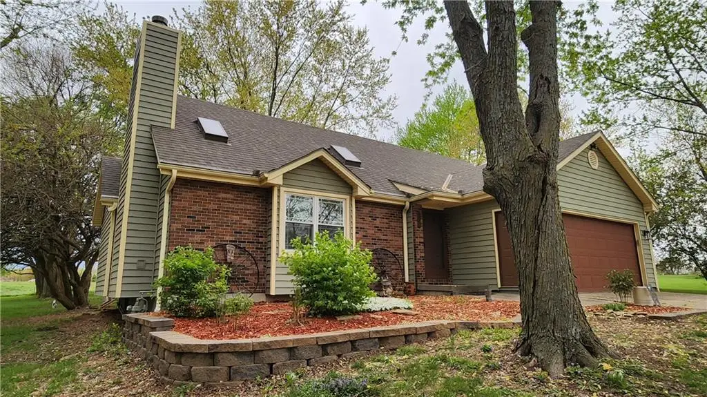 307 E Gore Road, Raymore, MO 64083 - Image #1