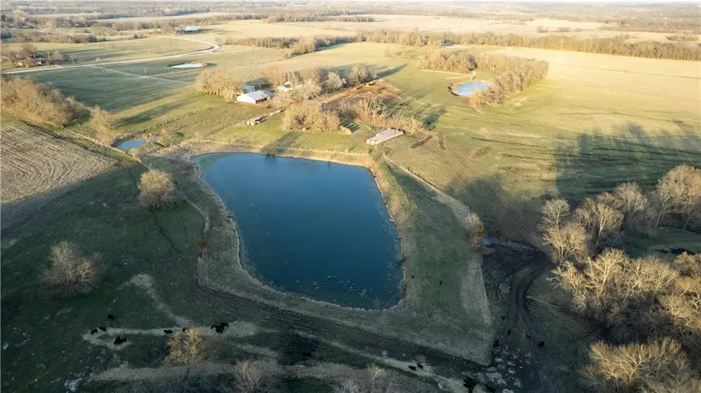 7525 NE Cr 15004 Road, Adrian, MO 64720 - Image #1