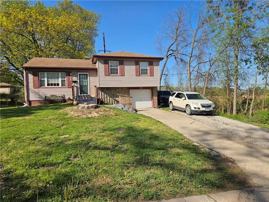 8212 NE 51st Street, Kansas City, MO 64119 - Image #1