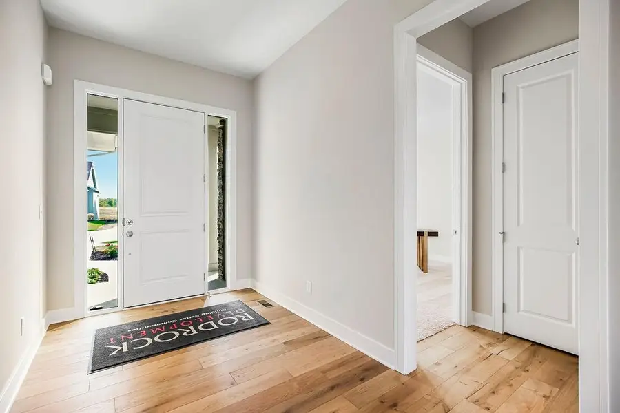 16983 S Bradley Drive, Olathe, KS 66062 - Image #3