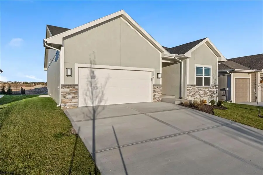 17122 W 168th Place, Olathe, KS 66062 - Image #2