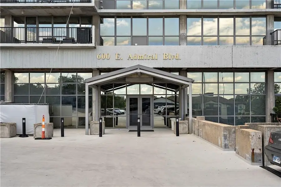 600 E Admiral Boulevard #208, Kansas City, MO 64106 - Image #3