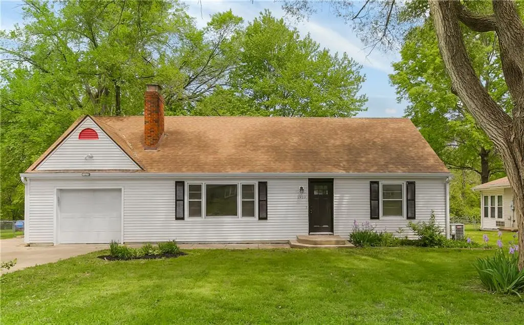 1910 Ottawa Street, Leavenworth, KS 66048 - Image #1