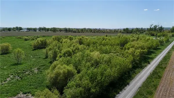 Conservation Road, Amazonia, MO 64421