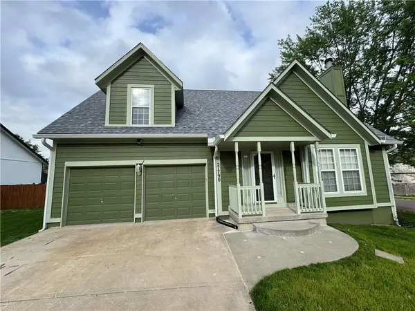 21790 S Race Street, Spring Hill, KS 66083