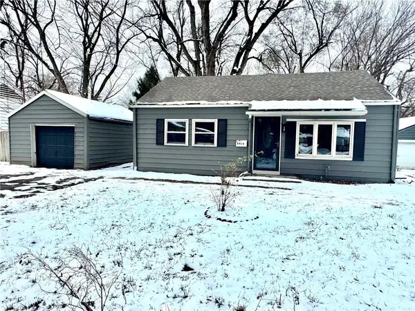 8416 Greenwood Road, Raytown, MO 64138