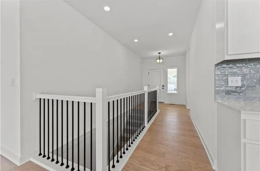 11131 N Crescent Court, Kansas City, MO 64157 - Image #2