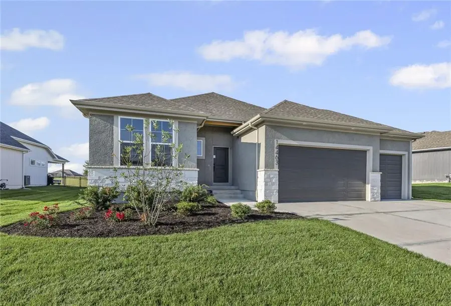 14463 Aurora Lane, Basehor, KS 66007 - Image #2