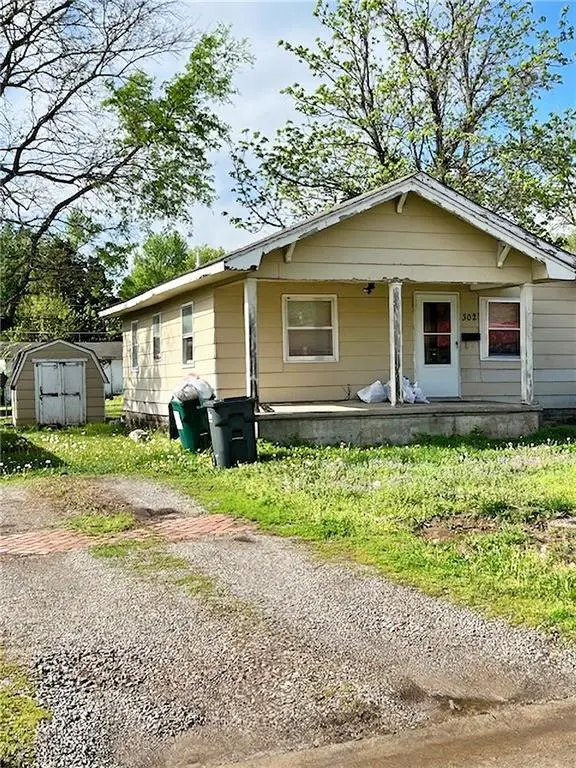 302 E Rose Street, Pittsburg, KS 66762 - Image #1