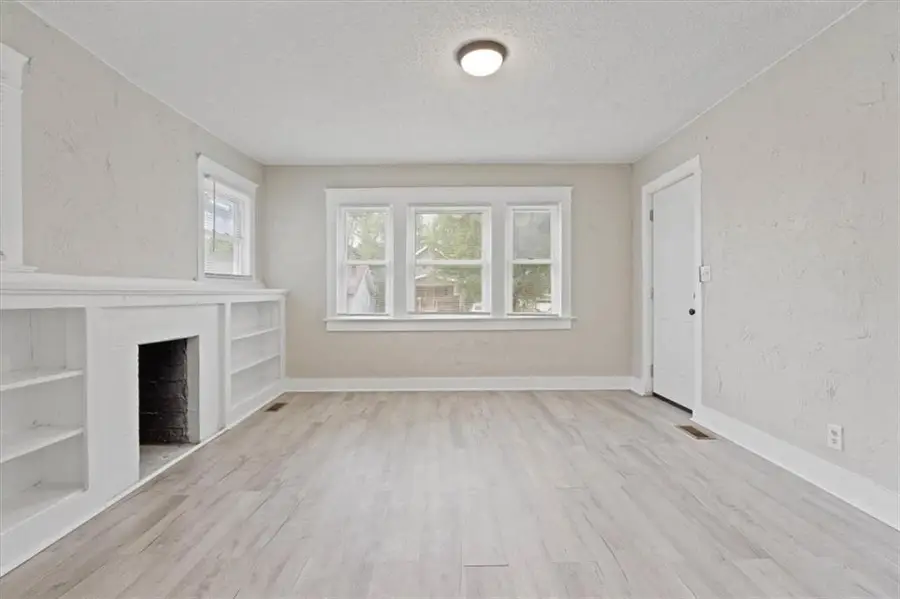 Address Withheld By Seller, Kansas City, MO 64132 - Image #3