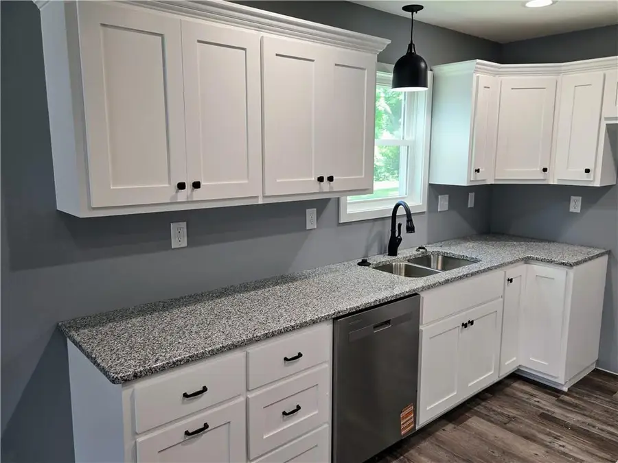 449 E Market Street, Warrensburg, MO 64093 - Image #2