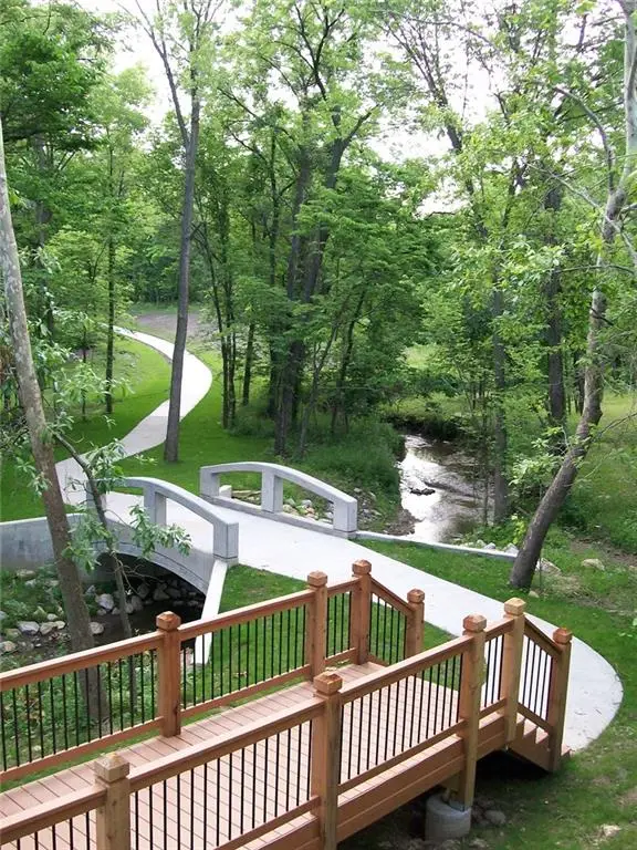 8713 N Farley Circle, Kansas City, MO 64157 - Image #2