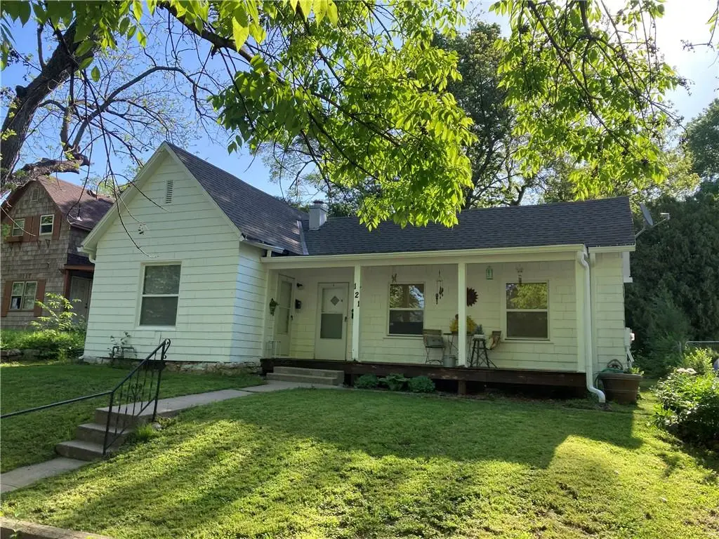 121 S Willis Avenue, Independence, MO 64050 - Image #1