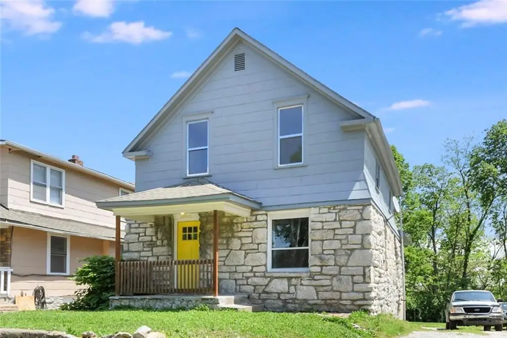 2409 Oakley Avenue, Kansas City, MO 64127 - Image #1