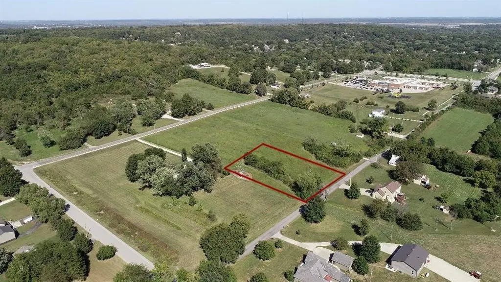 2104 Limit Street, Leavenworth, KS 66048 - #1