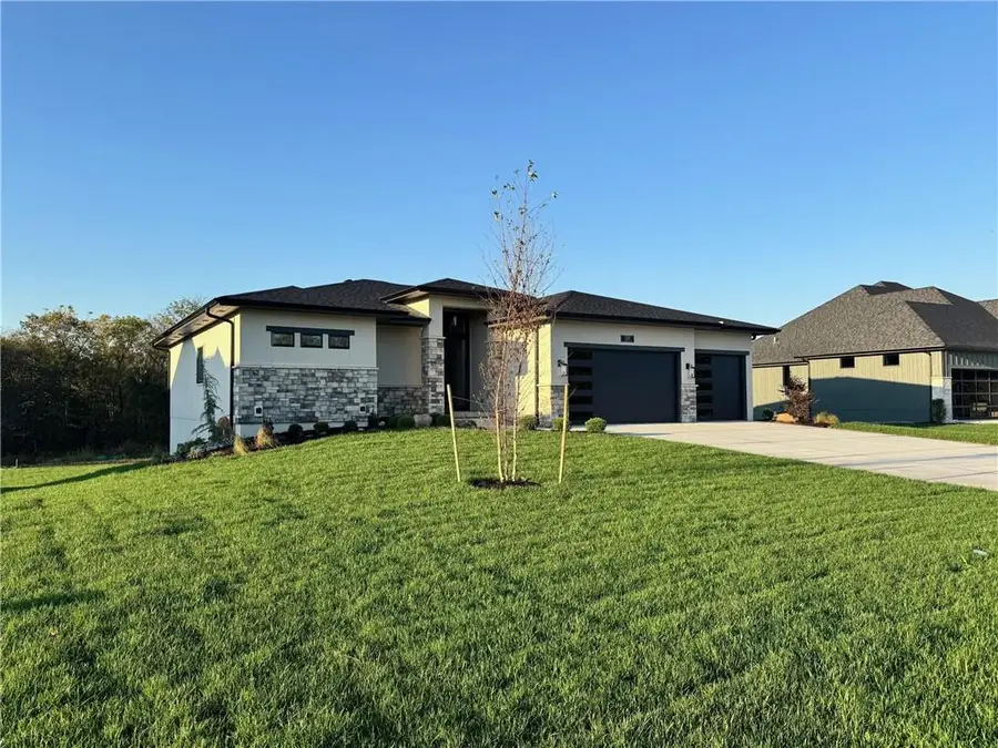 579 South Shore Drive, Lake Winnebago, MO 64034 - Image #3