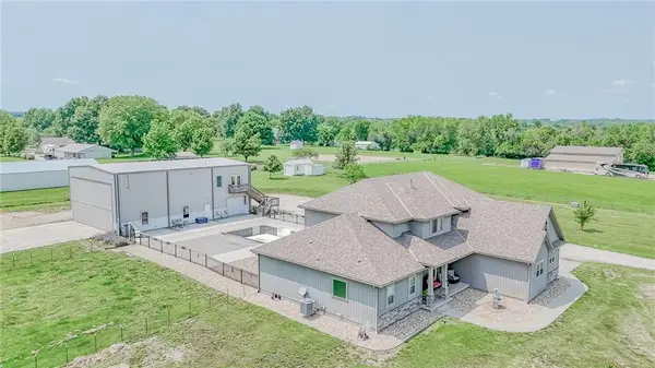 4000 S Buckner Tarsney Road, Grain Valley, MO 64029